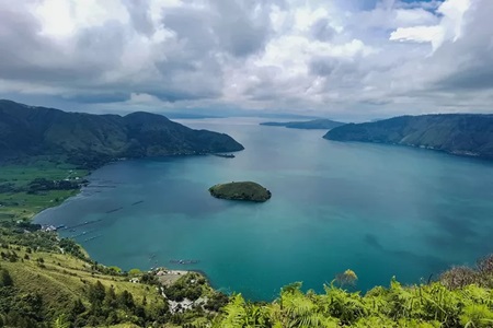 Danau Toba: Permata Alam Sumatera Utara